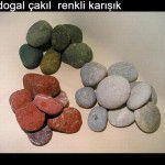 yassı dogal cakil renkli