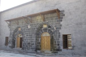 şirantaş yanık yaglı camii cephe kaplama